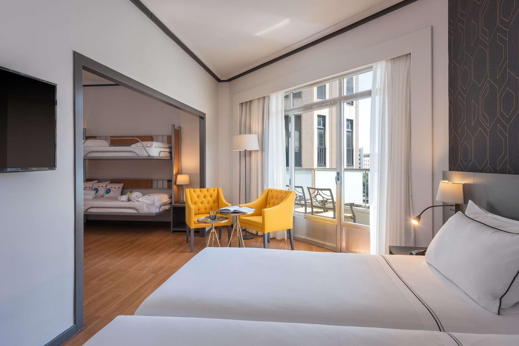 Hotel Madrid Plaza De Espana, Affiliated By Melia Екстер'єр фото