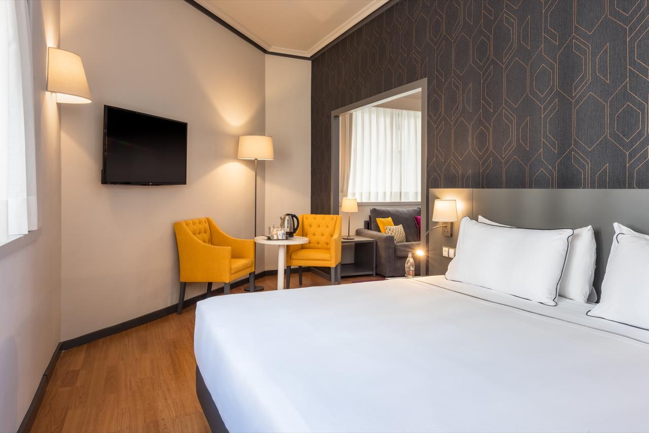 Hotel Madrid Plaza De Espana, Affiliated By Melia Екстер'єр фото